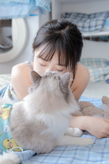 男男少年乖H调教跪趴SM视频